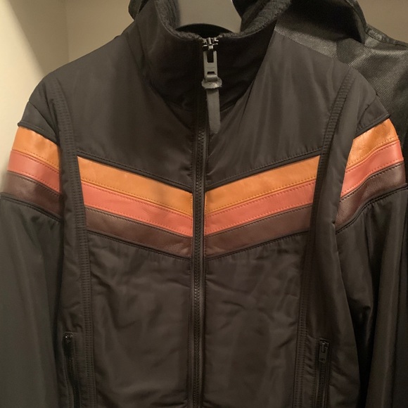 Jacket - Picture 2 of 5